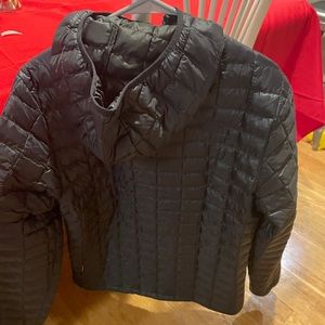 Men’s Size Medium (slim fit) North Face Thermoball Eco Hoodie. New with tags.